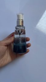 سرم تقویت کننده و مرطوب کننده ویشی مدل Mineral 89 حجم 50 میلی لیت